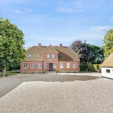 Large With Pool On South Lolland Coast Сasa de vacaciones *