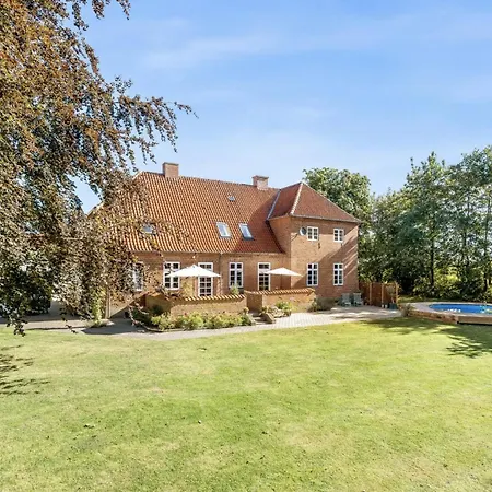 Large With Pool On South Lolland Coast Dom wakacyjny *
